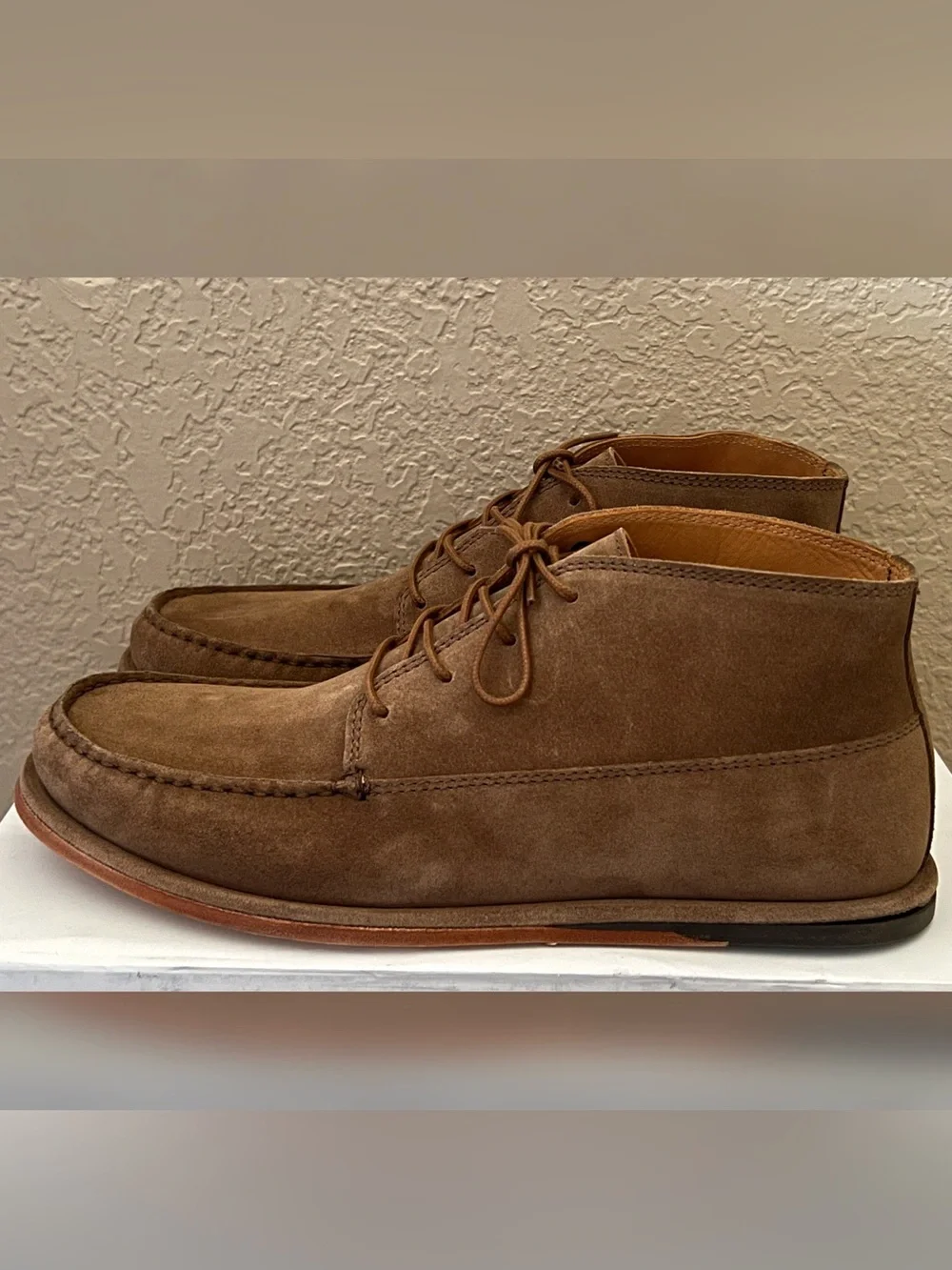 Banana Republic Italian Suede Chukka Boots Men’s Size-9